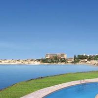 Villa at the first line of the sea / lake in Republic of Cyprus, Eparchia Pafou, 210 sq.m.