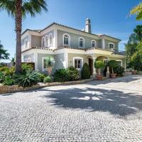 Вилла на второй линии моря/озера, в пригороде в Португалии, Албуфейра, 372 кв.м.