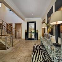 Вилла на второй линии моря/озера, в пригороде в Португалии, Албуфейра, 372 кв.м.