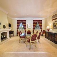 Вилла на второй линии моря/озера, в пригороде в Португалии, Албуфейра, 660 кв.м.