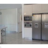 Villa in the suburbs in Portugal, Lisbon, 558 sq.m.