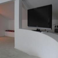 Villa in the suburbs in Portugal, Lisbon, 695 sq.m.