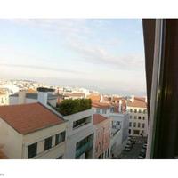 Апартаменты на второй линии моря/озера, в пригороде в Португалии, Лиссабон