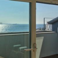 Apartment at the second line of the sea / lake, in the suburbs in Portugal, Lisbon