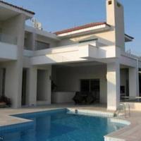 House in Republic of Cyprus, Lemesou, 440 sq.m.