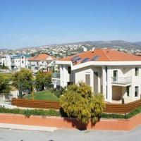 House in Republic of Cyprus, Lemesou, 390 sq.m.