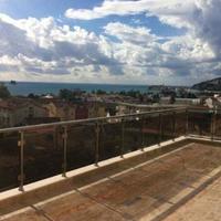 Пентхаус на второй линии моря/озера, в пригороде в Черногории, Будва, 327 кв.м.