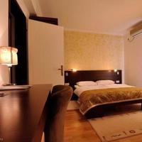 Отель (гостиница) на второй линии моря/озера, в пригороде в Черногории, Будва, Пржно, 1100 кв.м.