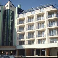 Hotel at the second line of the sea / lake, in the suburbs in Bulgaria, Burgas Province, Elenite, 1980 sq.m.