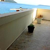 Apartment at the first line of the sea / lake, in the suburbs in Montenegro, Herceg Novi, Herceg-Novi, 658 sq.m.