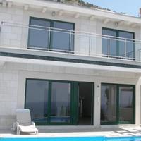 Villa at the second line of the sea / lake, in the suburbs in Montenegro, Budva, Przno, 207 sq.m.