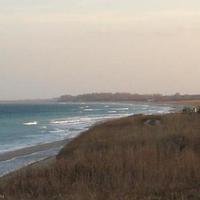 Земельный участок на первой линии моря/озера, в пригороде в Болгарии, Добричская область