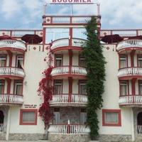 Hotel at the second line of the sea / lake, in the suburbs in Montenegro, Bar, Budva, 744 sq.m.