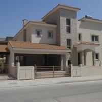 House in Republic of Cyprus, Lemesou, 328 sq.m.