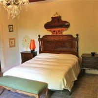 House at the first line of the sea / lake in Spain, Catalunya, Girona, 300 sq.m.