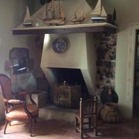 House at the first line of the sea / lake in Spain, Catalunya, Girona, 300 sq.m.