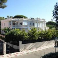 Villa in Spain, Catalunya, Girona, 500 sq.m.