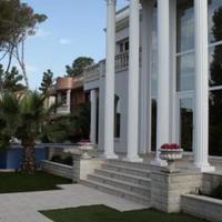 Villa in Spain, Catalunya, Girona, 500 sq.m.