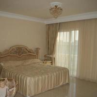 Villa in Spain, Catalunya, Girona, 500 sq.m.