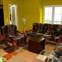 Отель (гостиница) на второй линии моря/озера, в пригороде в Болгарии, Бургасская область, Елените, 490 кв.м.