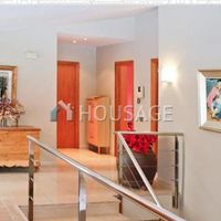 Villa in Spain, 642 sq.m.