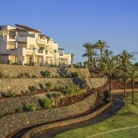 Apartment at the first line of the sea / lake in Spain, Canary Islands, Santa Cruz de Tenerife, 103 sq.m.