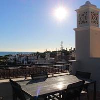 Апартаменты на второй линии моря/озера, в пригороде в Португалии, Албуфейра, 110 кв.м.