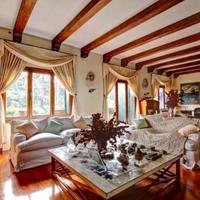 House in Italy, Lazio, 680 sq.m.