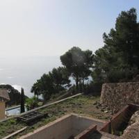 Дом на первой линии моря/озера в Испании, Каталония, Жирона, 305 кв.м.