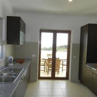 Вилла на первой линии моря/озера, в пригороде в Португалии, Албуфейра, 367 кв.м.