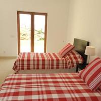 Вилла на первой линии моря/озера, в пригороде в Португалии, Албуфейра, 367 кв.м.