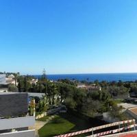 Вилла на первой линии моря/озера, в пригороде в Португалии, Албуфейра, 600 кв.м.