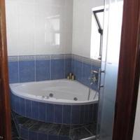 Вилла на второй линии моря/озера, в пригороде в Португалии, Албуфейра, 640 кв.м.