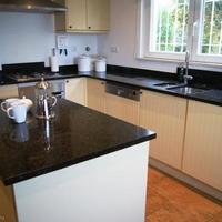 Вилла на второй линии моря/озера, в пригороде в Португалии, Албуфейра, 347 кв.м.