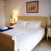 Вилла на второй линии моря/озера, в пригороде в Португалии, Албуфейра, 347 кв.м.