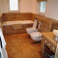 Вилла на второй линии моря/озера, в пригороде в Португалии, Албуфейра, 347 кв.м.