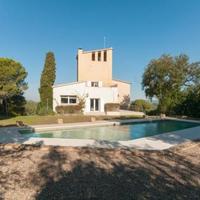 Villa in Spain, Catalunya, Girona, 603 sq.m.