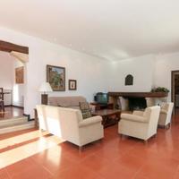 Villa in Spain, Catalunya, Girona, 603 sq.m.