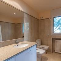 Villa in Spain, Catalunya, Girona, 603 sq.m.