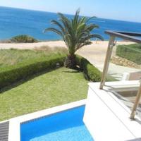 Villa at the second line of the sea / lake, in the suburbs in Portugal, Albufeira, 274 sq.m.