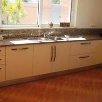 Вилла на второй линии моря/озера, в пригороде в Португалии, Албуфейра, 338 кв.м.