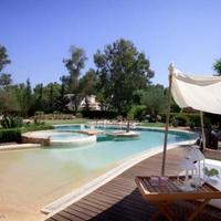 Вилла на второй линии моря/озера, в пригороде в Португалии, Албуфейра, 529 кв.м.