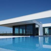 Вилла на второй линии моря/озера, в пригороде в Португалии, Албуфейра, 474 кв.м.