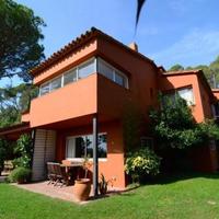 Вилла в Испании, Каталония, Жирона, 533 кв.м.