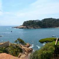 Вилла на первой линии моря/озера в Испании, Каталония, Жирона, 246 кв.м.