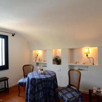 Вилла на первой линии моря/озера в Испании, Каталония, Жирона, 246 кв.м.