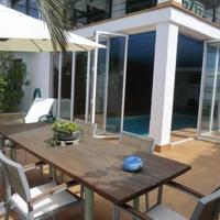 Дом на первой линии моря/озера в Испании, Каталония, Жирона, 413 кв.м.