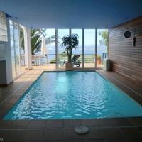 Дом на первой линии моря/озера в Испании, Каталония, Жирона, 413 кв.м.