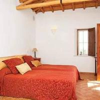 Villa at the second line of the sea / lake, in the suburbs in Portugal, Albufeira, 594 sq.m.