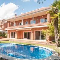 House in Spain, Catalunya, Barcelona, 575 sq.m.